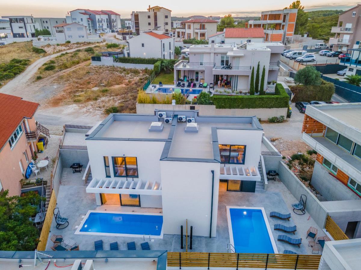 Villa Rougemarin - Marin With Private Pool Медулин Екстер'єр фото